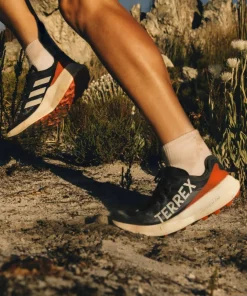 Adidas Women's Terrex Agravic Speed Trail Running Shoes Core Black/Grey One/Amber Tint