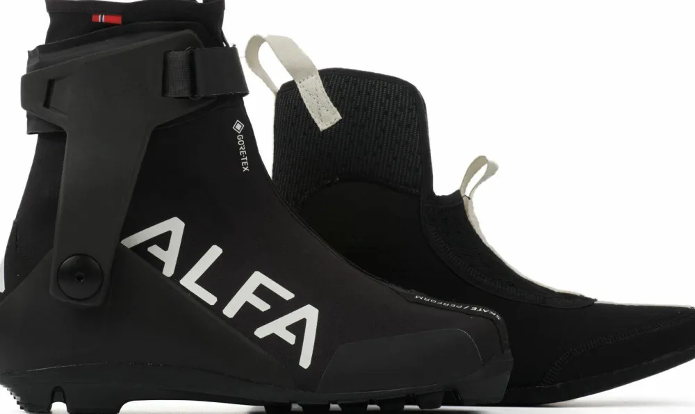 Alfa Women’s Skate Perform GORE-TEX Black Hot