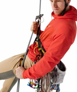 Arc'teryx Men's Proton SL Hoody Dynasty