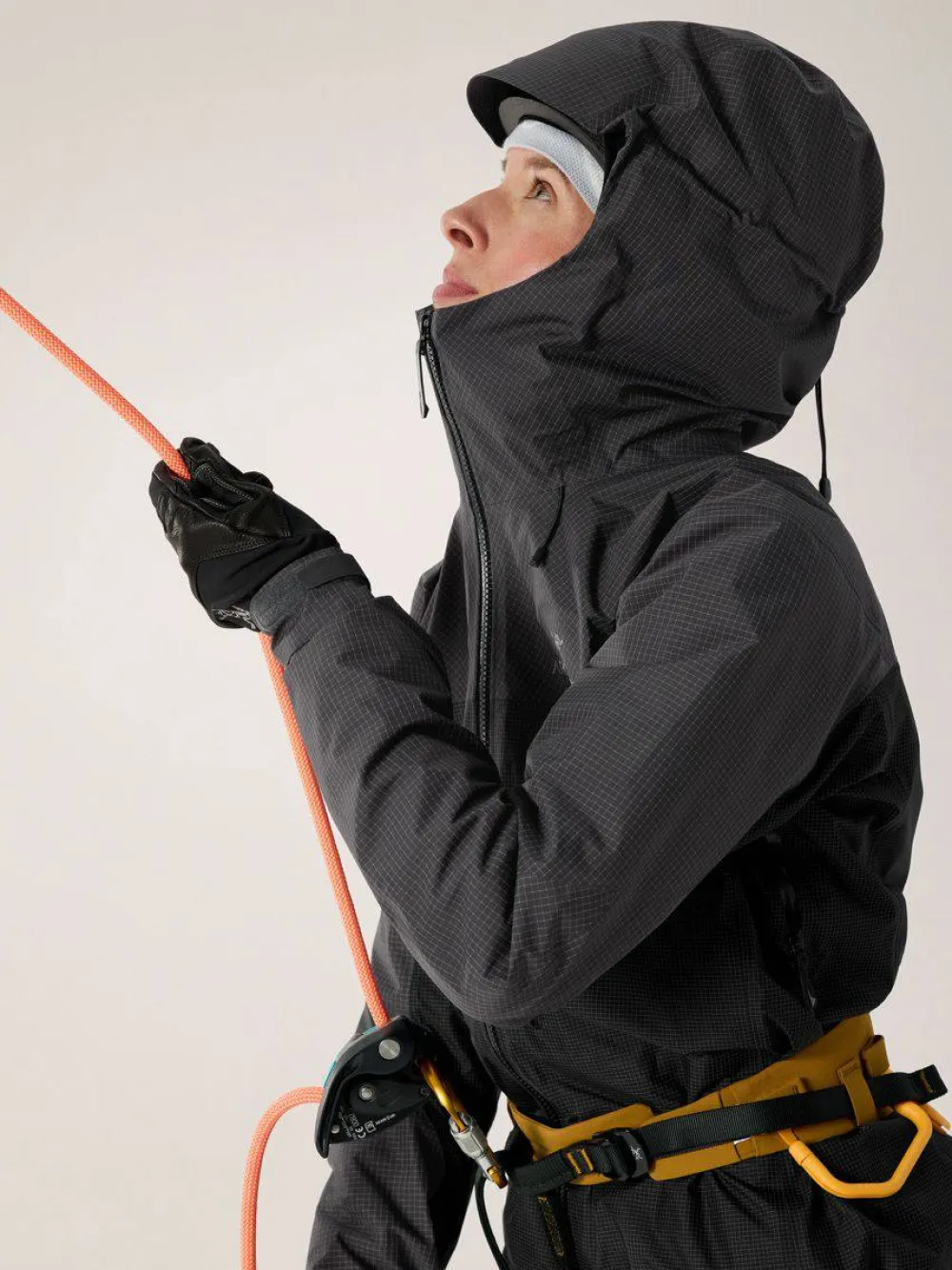 Online Women's Alpha Jacket Damjackor|Gore-Tex Damkläder