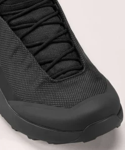 Arc'teryx Women's Kopec Mid Gore-Tex Black/Black Black / Black Clearance