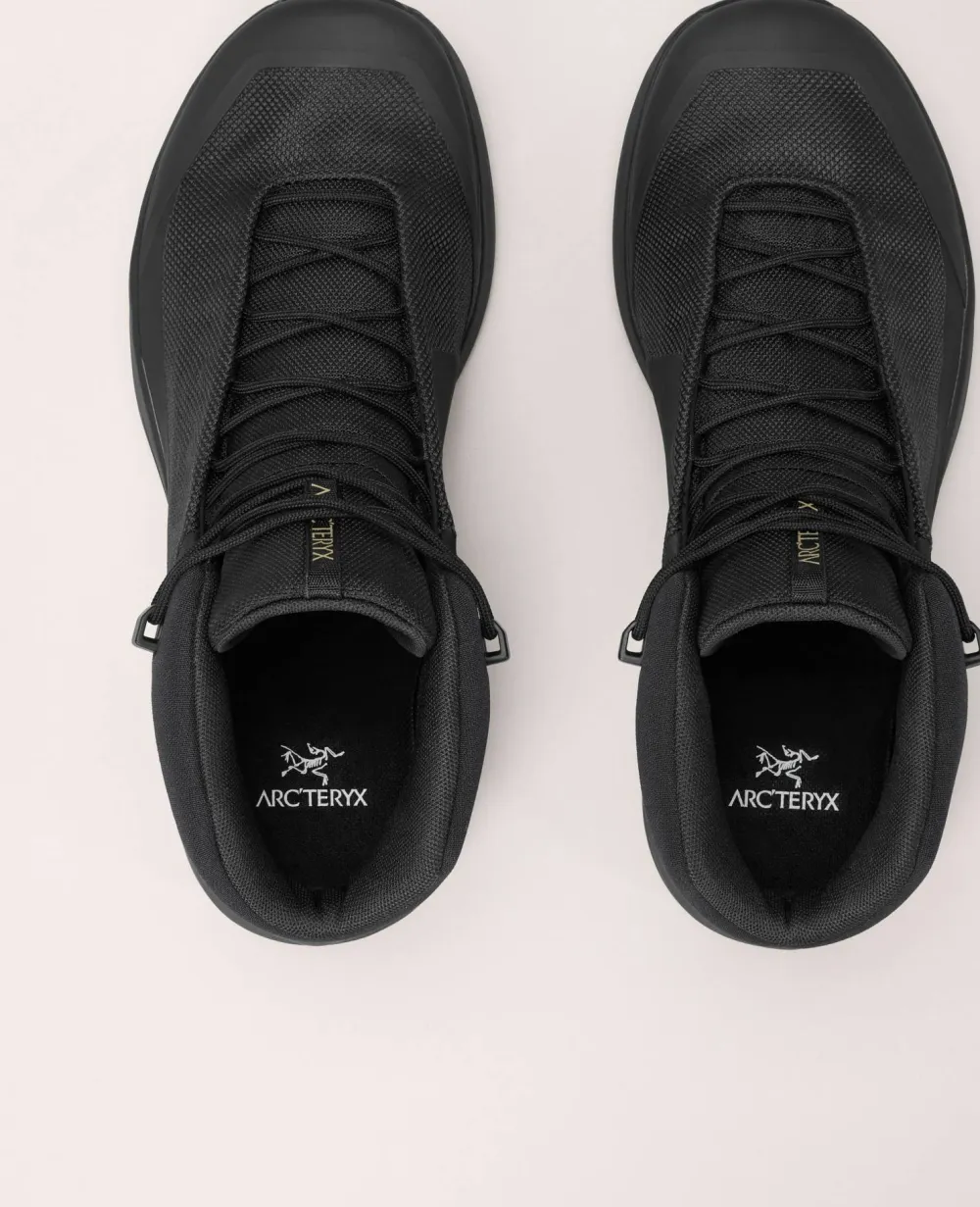 Arc'teryx Women's Kopec Mid Gore-Tex Black/Black Black / Black Clearance