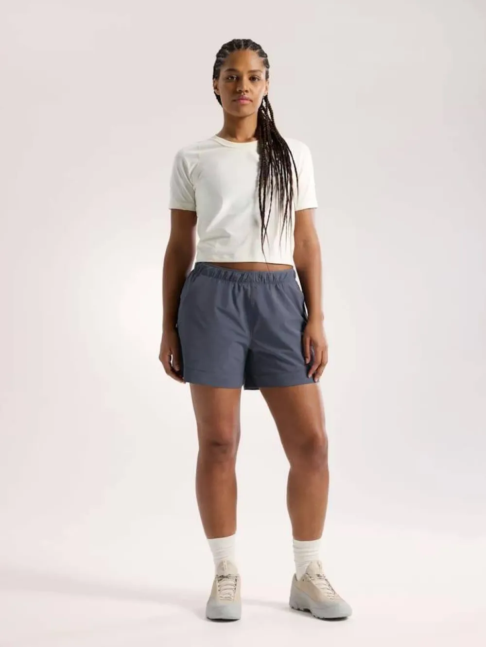 Arc'teryx Women's Sinsola Short 5' Dk Stratus Clearance