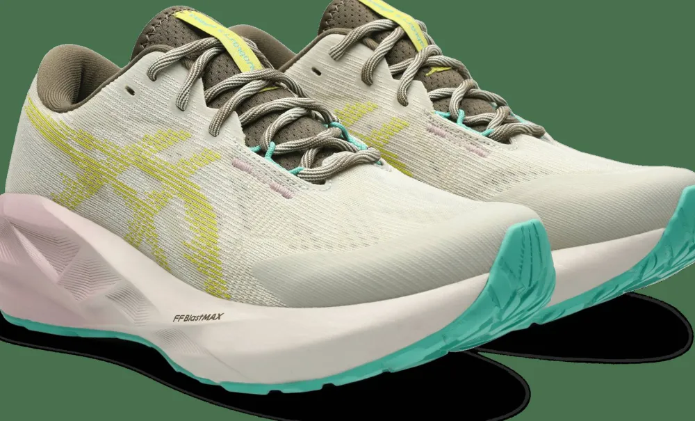 Asics Women's Novablast 5 TR Light Dust/Cacti Best