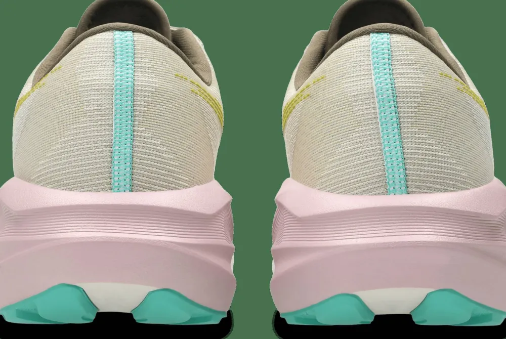 Asics Women's Novablast 5 TR Light Dust/Cacti Best