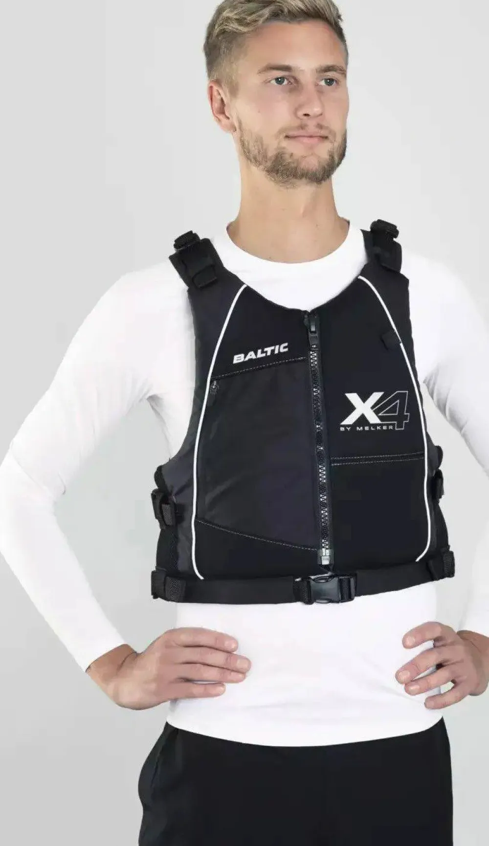 Baltic X4 Black/Reflex Svart/Reflex Hot