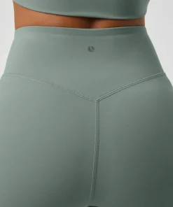 Clearance Women's Studio Cross Shorts Yoga