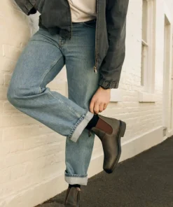Blundstone Unisex Dress Boot #062 - Stout Brown