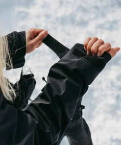 New Women's Ak Gore Upshift Jacket Damjackor