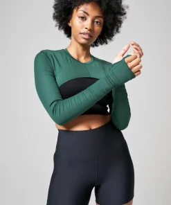 Casall Women's Ultra High Waist Hot Pant Black Hot