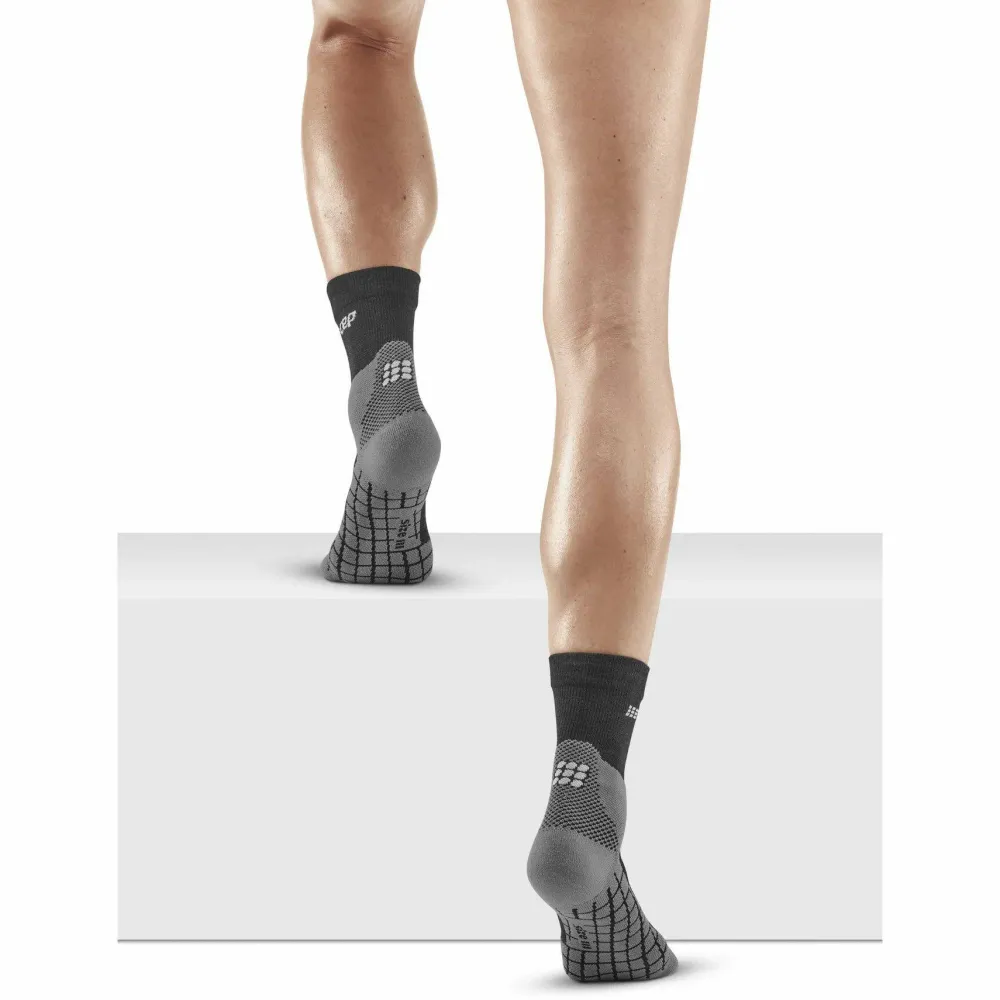 CEP Women's Hiking Light Merino Mid Cut Compression Socks Black Clearance