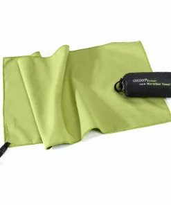Cocoon Microfiber Towel Ultralight Medium Wasabi