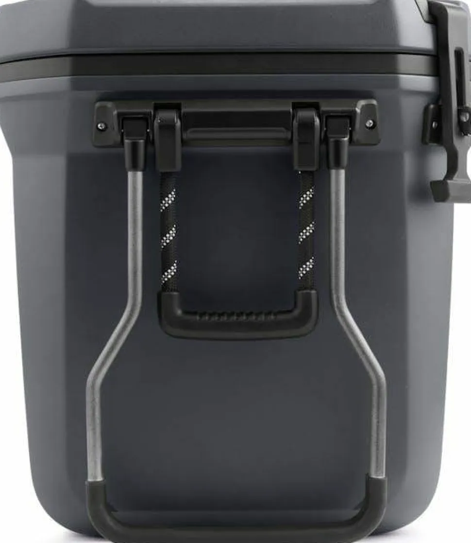 Coleman Convoy 100qt Wheeled Grey