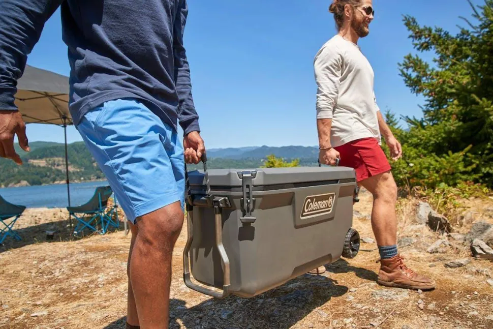 Coleman Convoy 100qt Wheeled Grey