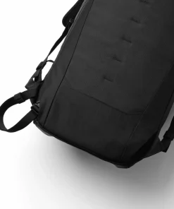 Db Backcountry Backpack 20L Black Out