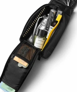 Db Hugger Washbag Black Out
