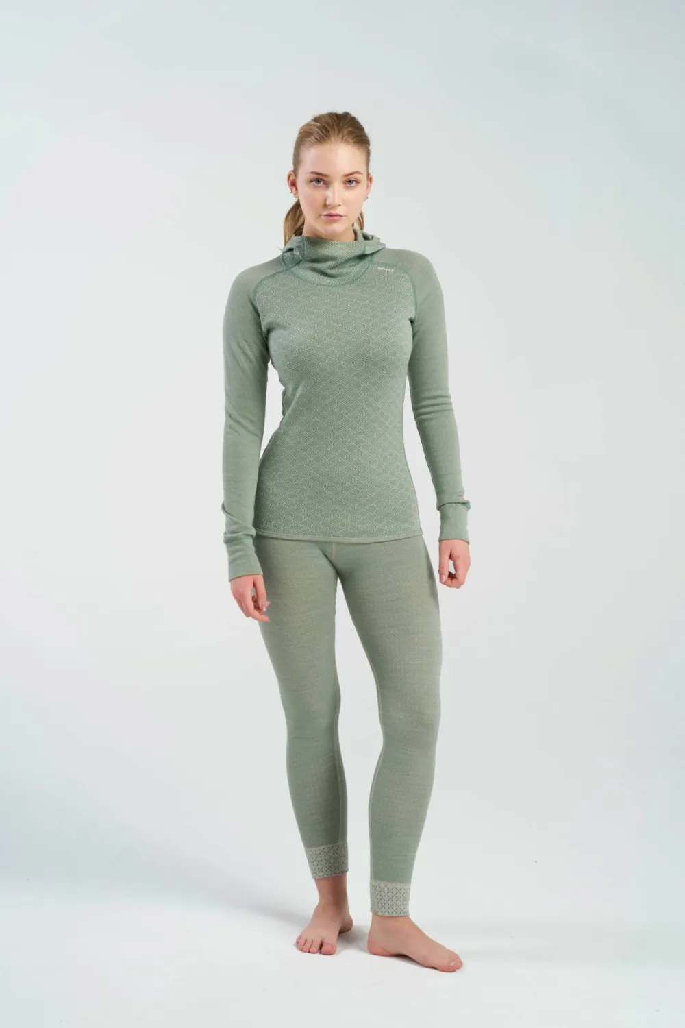 Devold Women's Kvitegga Merino 230 Hoodie RAW WHITE New