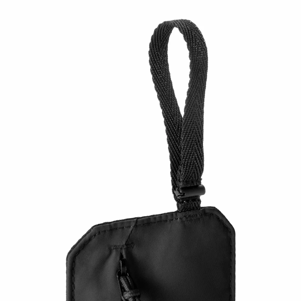 Eagle Creek Undercover RFID Hidden Pocket Black