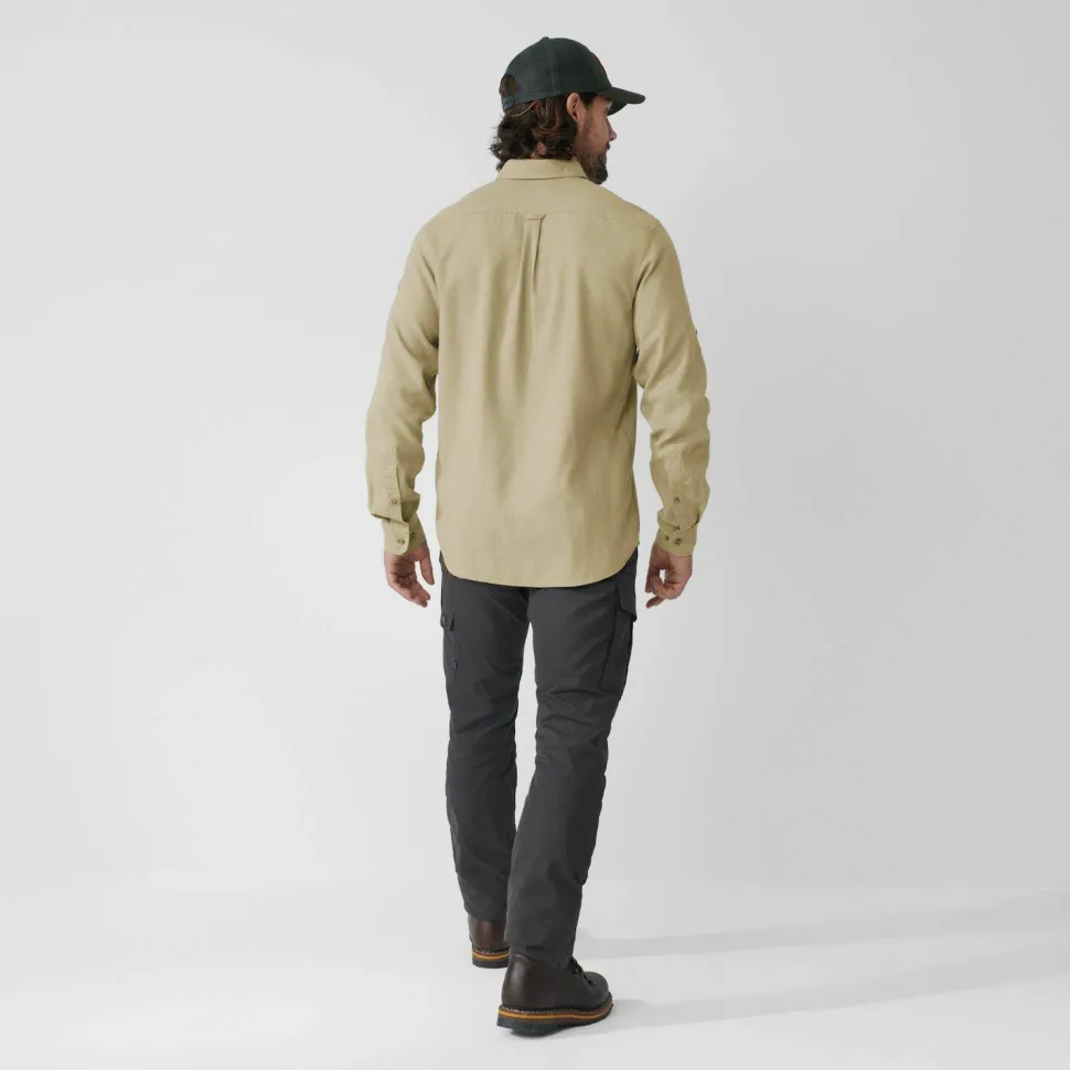 Fjällräven Men's Övik Travel Long Sleeved Shirt Green