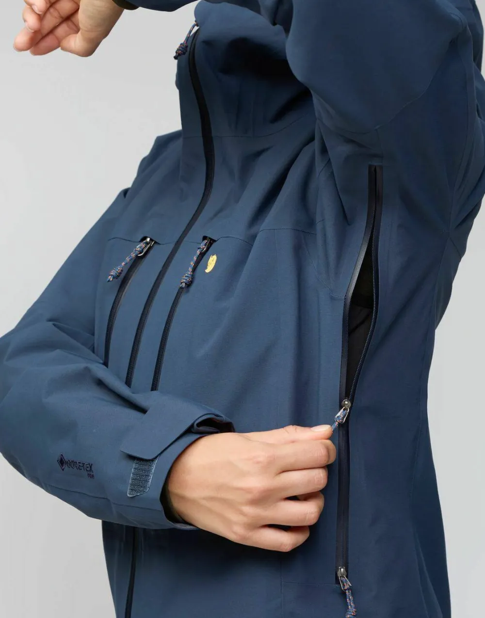 Fjällräven Women's Bergtagen GORE-TEX Pro Jacket Flame Orange Clearance