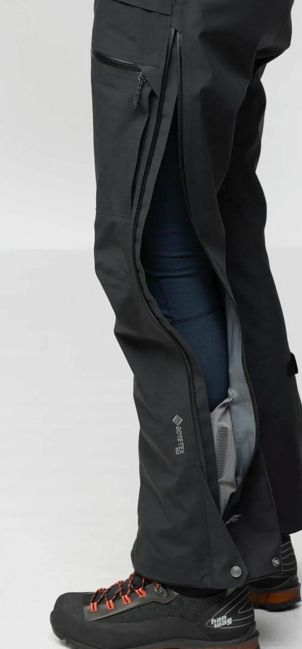 Fjällräven Women's Bergtagen GORE-TEX Pro Trousers Mountain Blue Online