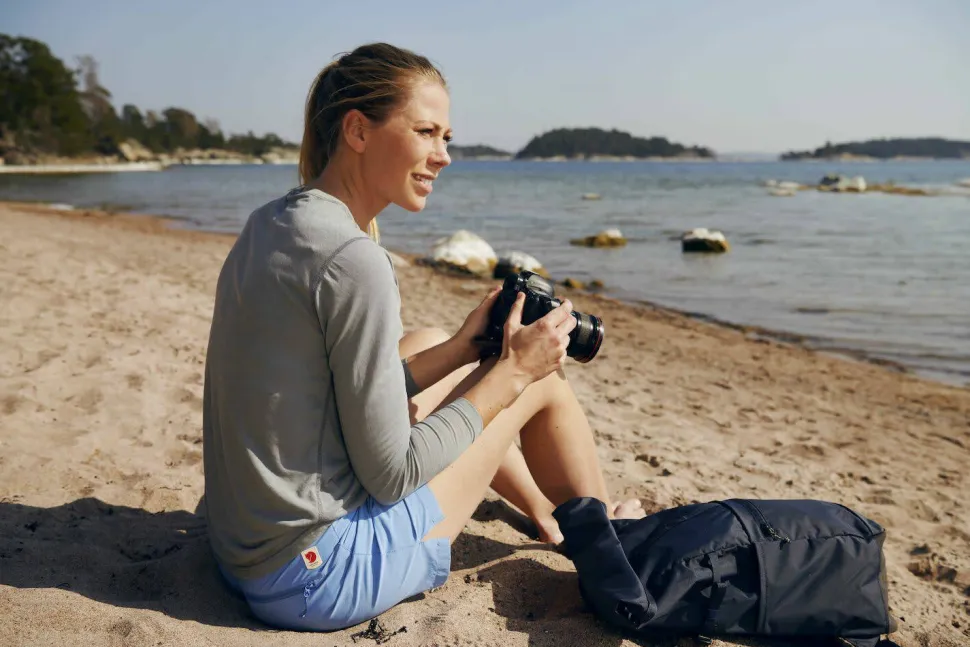 Fjällräven Women's High Coast Lite Shorts Navy