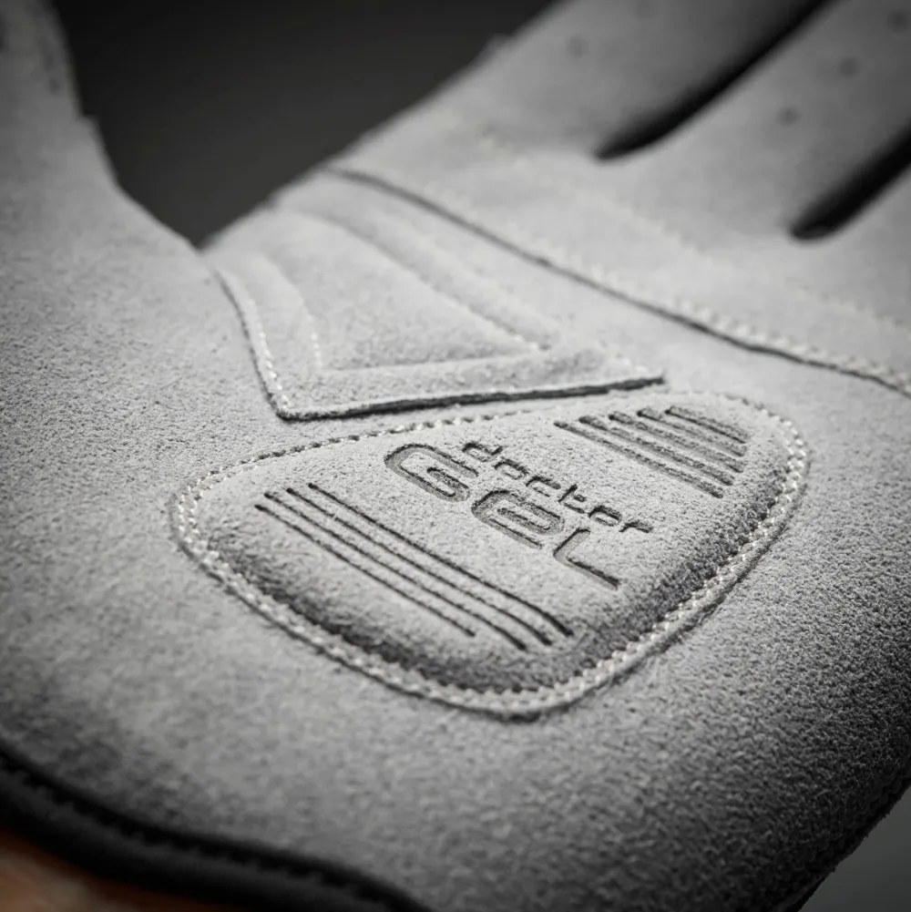 Women's Shark Padded Full Finger Glove Handskar & Vantar Dam