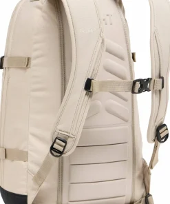 Haglöfs Tight Large True Black/chalk Beige