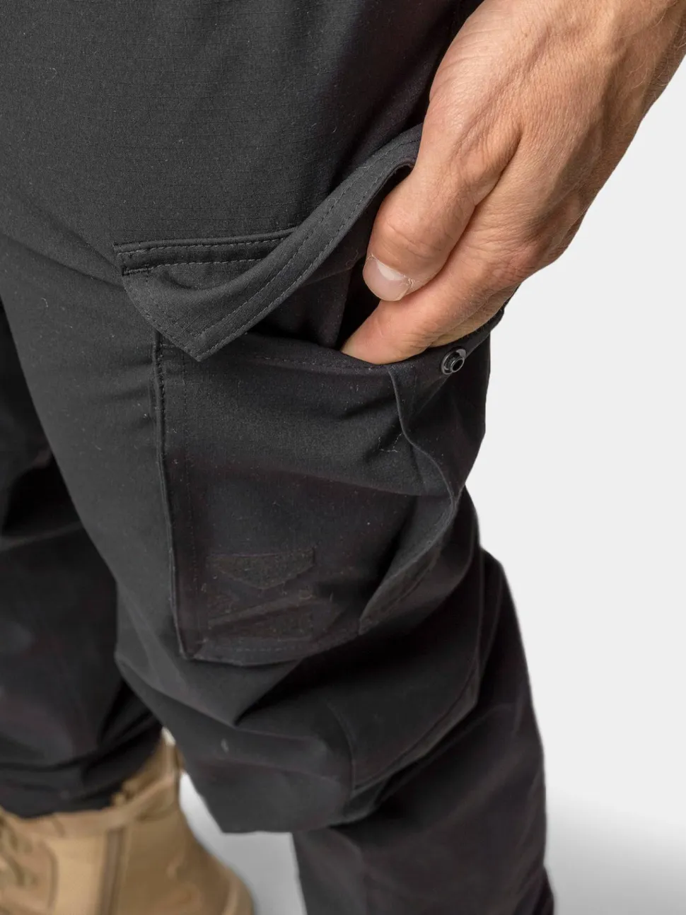 Halti Men's Roams Cargo Pants Black