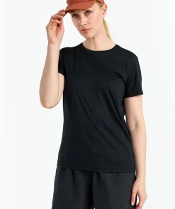 Hellner Women's Core Running Tee Black Beauty