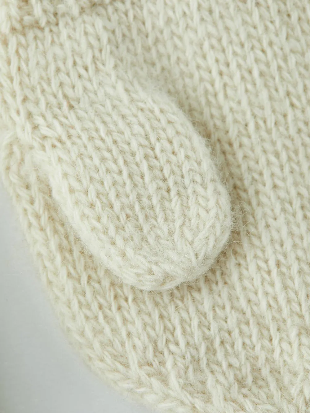 Kids' Pancho Baby Mitt Off White Barn Handskar & Vantar Barn