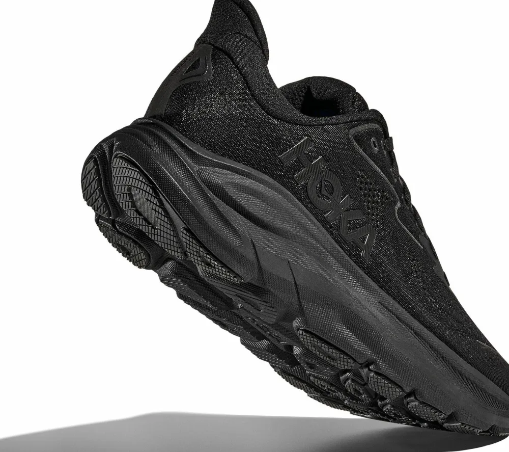 Hoka Men's Clifton 10 Wide Black/Black Hot