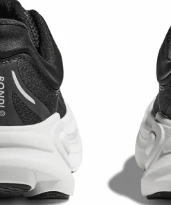 Hoka Women's Bondi 9 Black / White