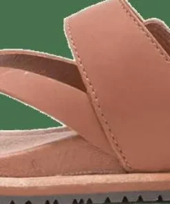 Kamik Women's Sadie Flip Dark Brown Outlet