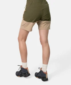 Kari Traa Women's Ane Cargo Shorts Midtone Sand Grey