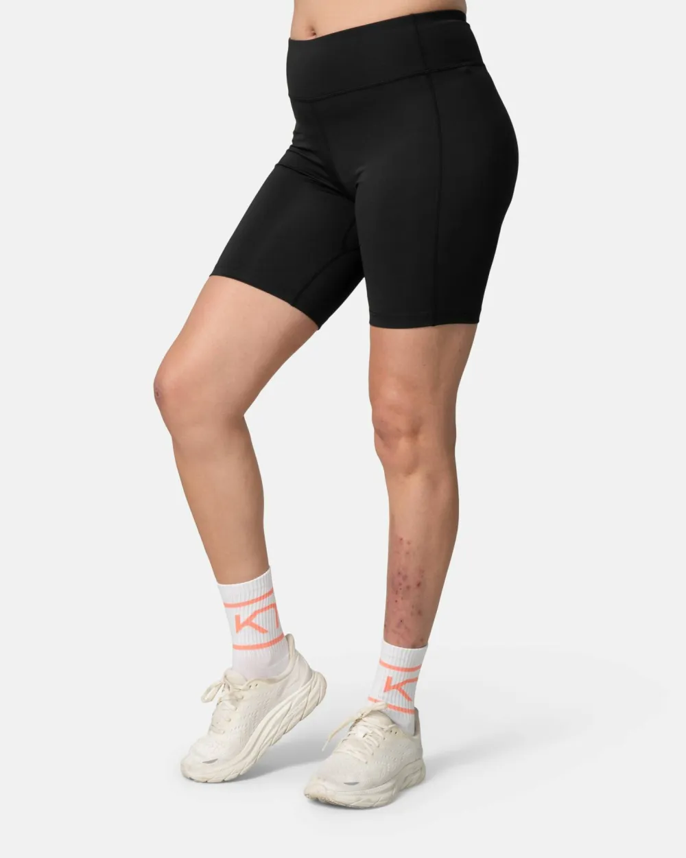Kari Traa Women's Ava 8 Inch Shorts Black Discount