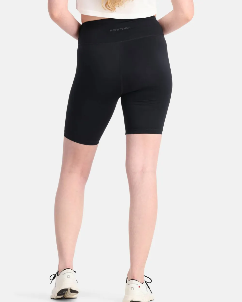 Kari Traa Women's Vilde Bike Shorts 8in BLACK Clearance