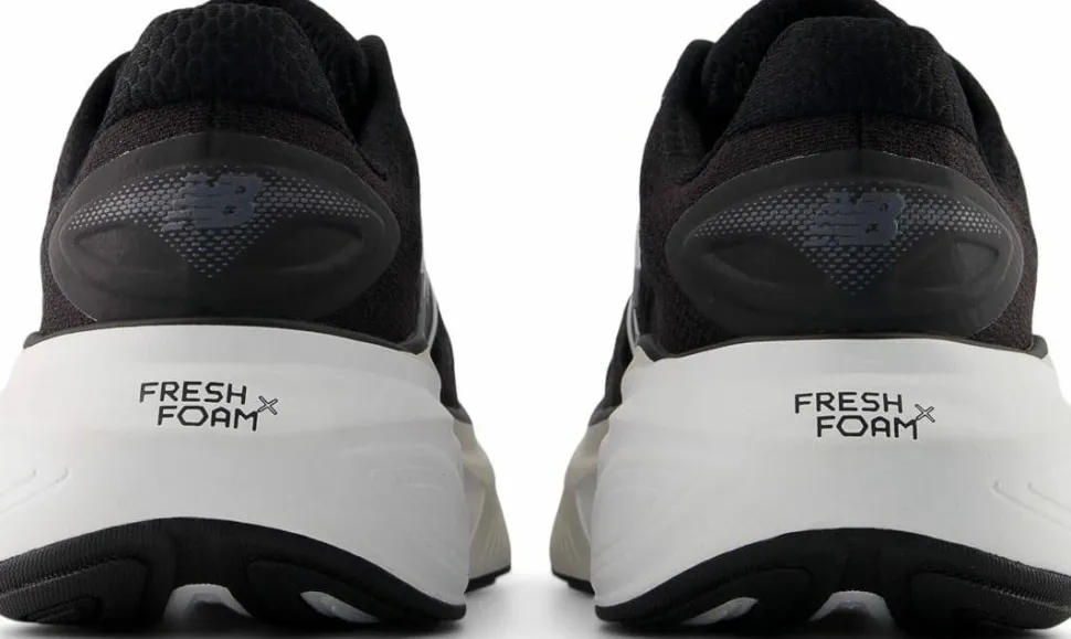 New Balance Women's Fresh Foam X More v6 Black