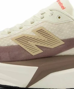 Clearance Women's Fuelcell Rebel V5 Löparskor Dam