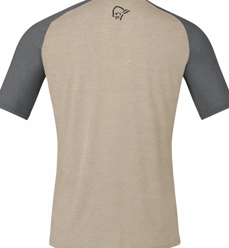 Norrøna Men's Fjørå Equaliser Lightweight T-Shirt Winter Twig/Beluga