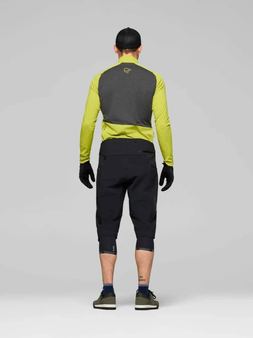 Norrøna Men's Fjørå Flex1 Hybrid Shorts Caviar Black Outlet