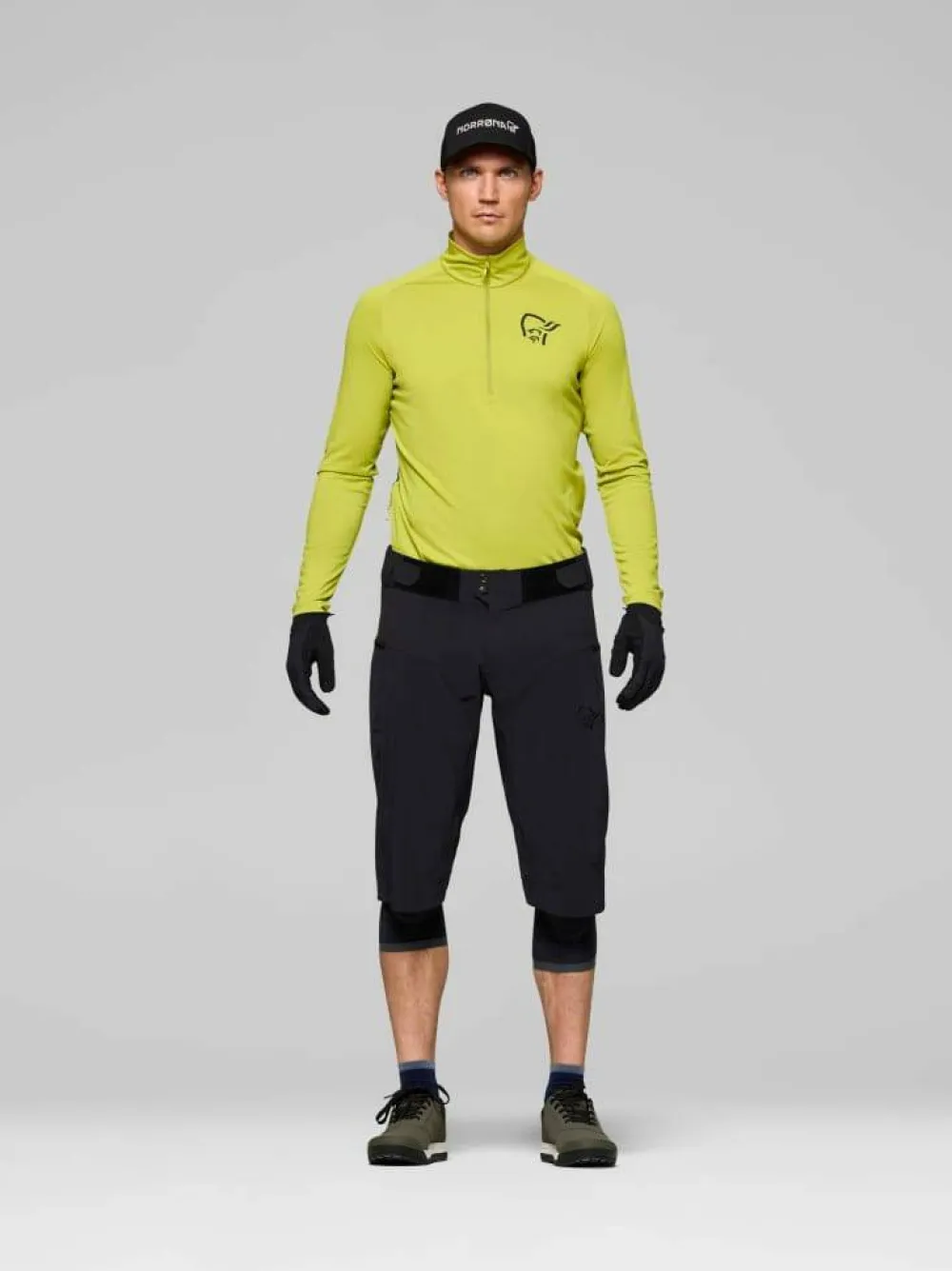 Norrøna Men's Fjørå Flex1 Hybrid Shorts Caviar Black Outlet