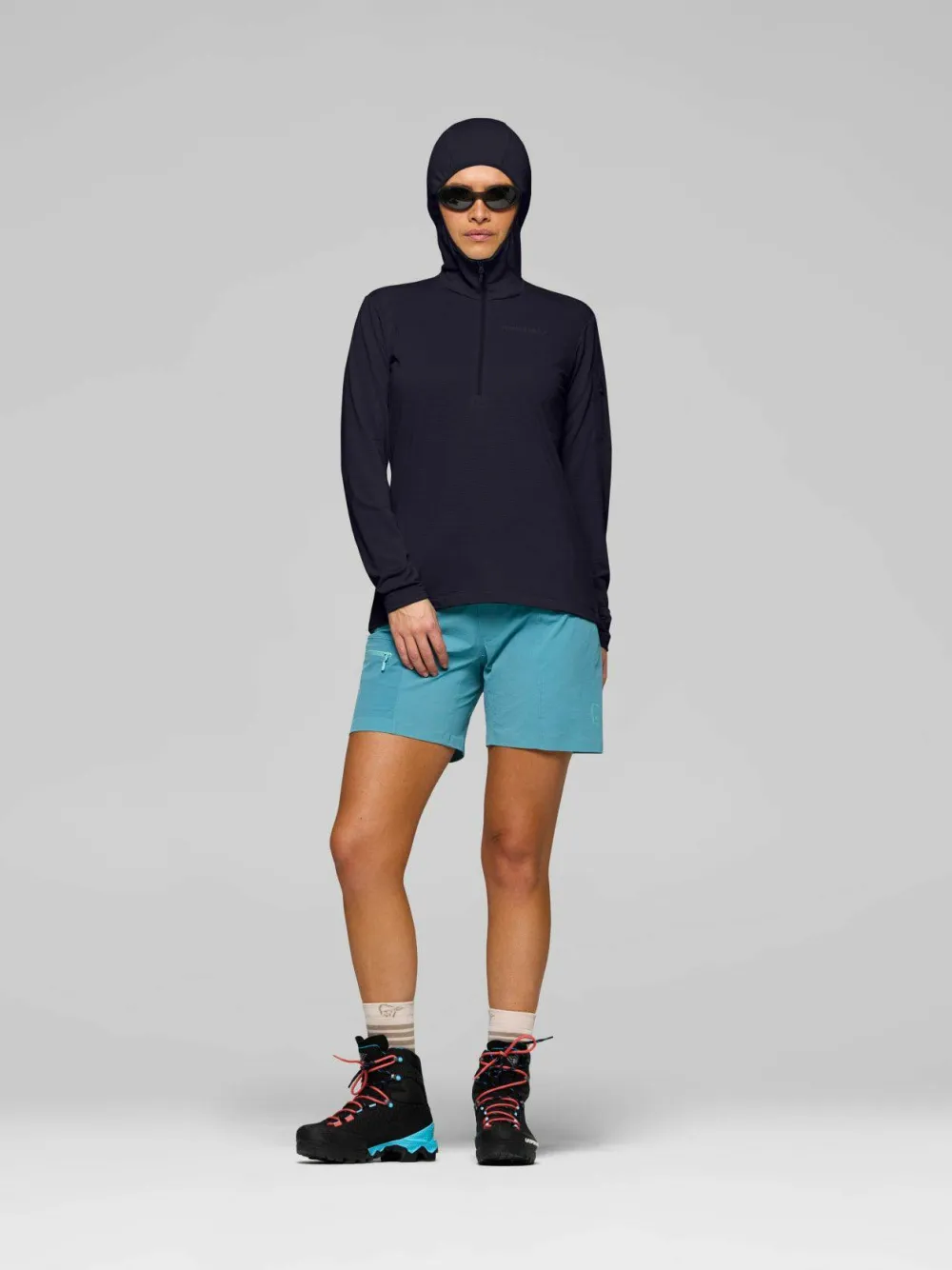 Clearance Women's Falketind Warm1 Hood Damtröjor & Skjortor