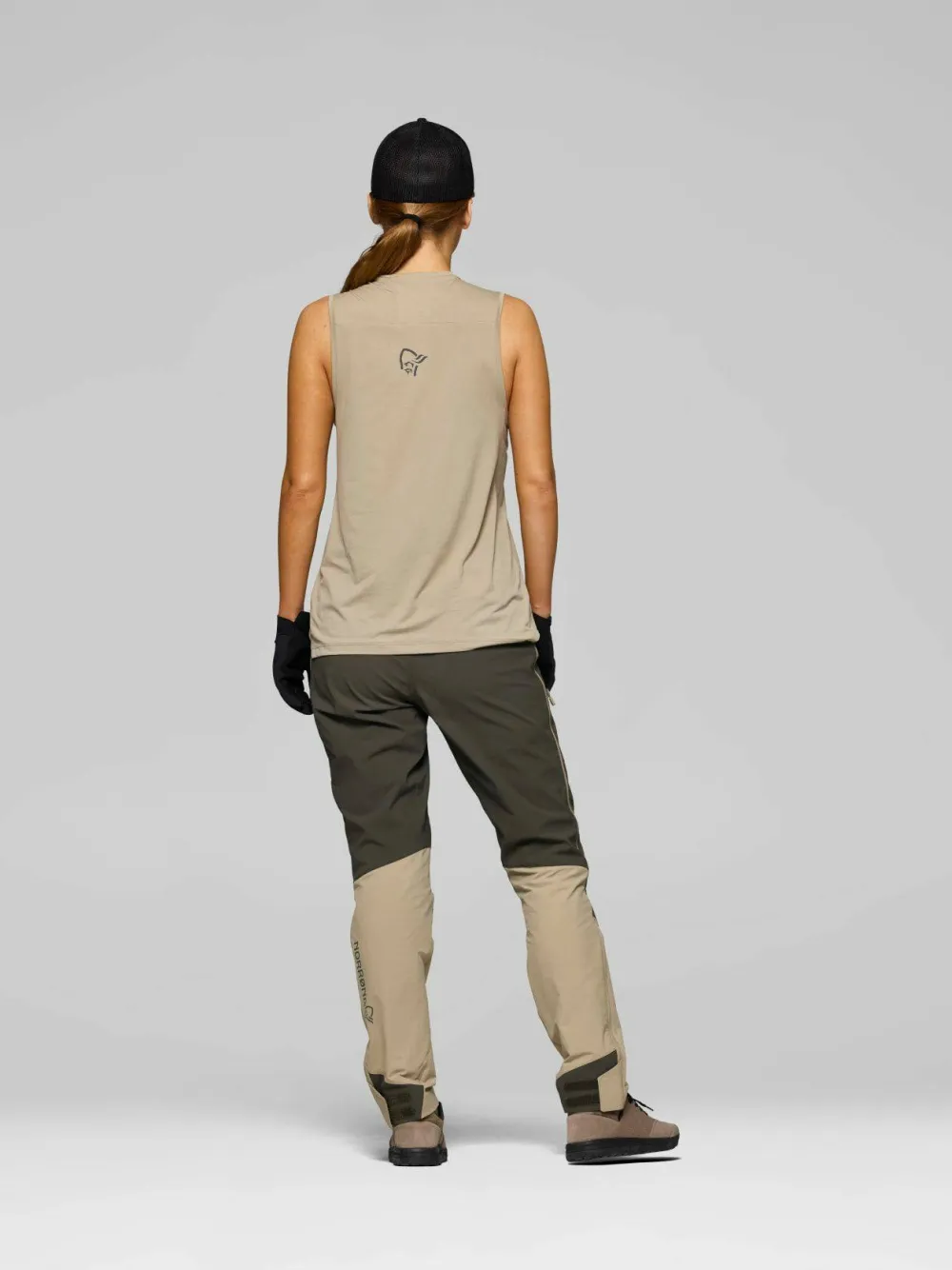 Sale Women's Fjørå Equaliser Sleeveless Cykling