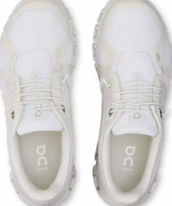 On Women's Cloud 6 White/White