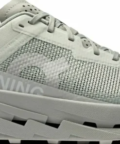 On Women's Cloudultra 3 Iceberg/Glacier