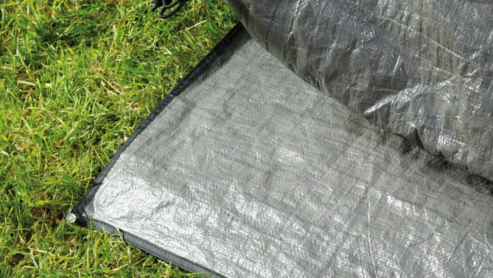 Discount Footprint Iowa / Boston 5 Air Black & Grey Camping