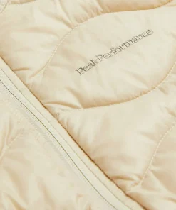 Peak Performance Women's Helium Down Vest Sand Fog