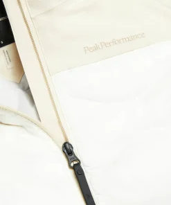 Peak Performance Women's Silverchute Helium Jacket Sand Fog/vintage White/