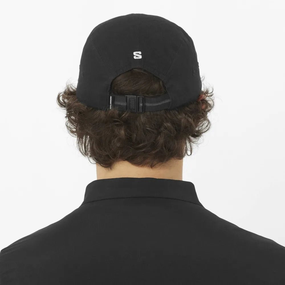 Outlet Logo 5 Panel Huvudbonader Dam
